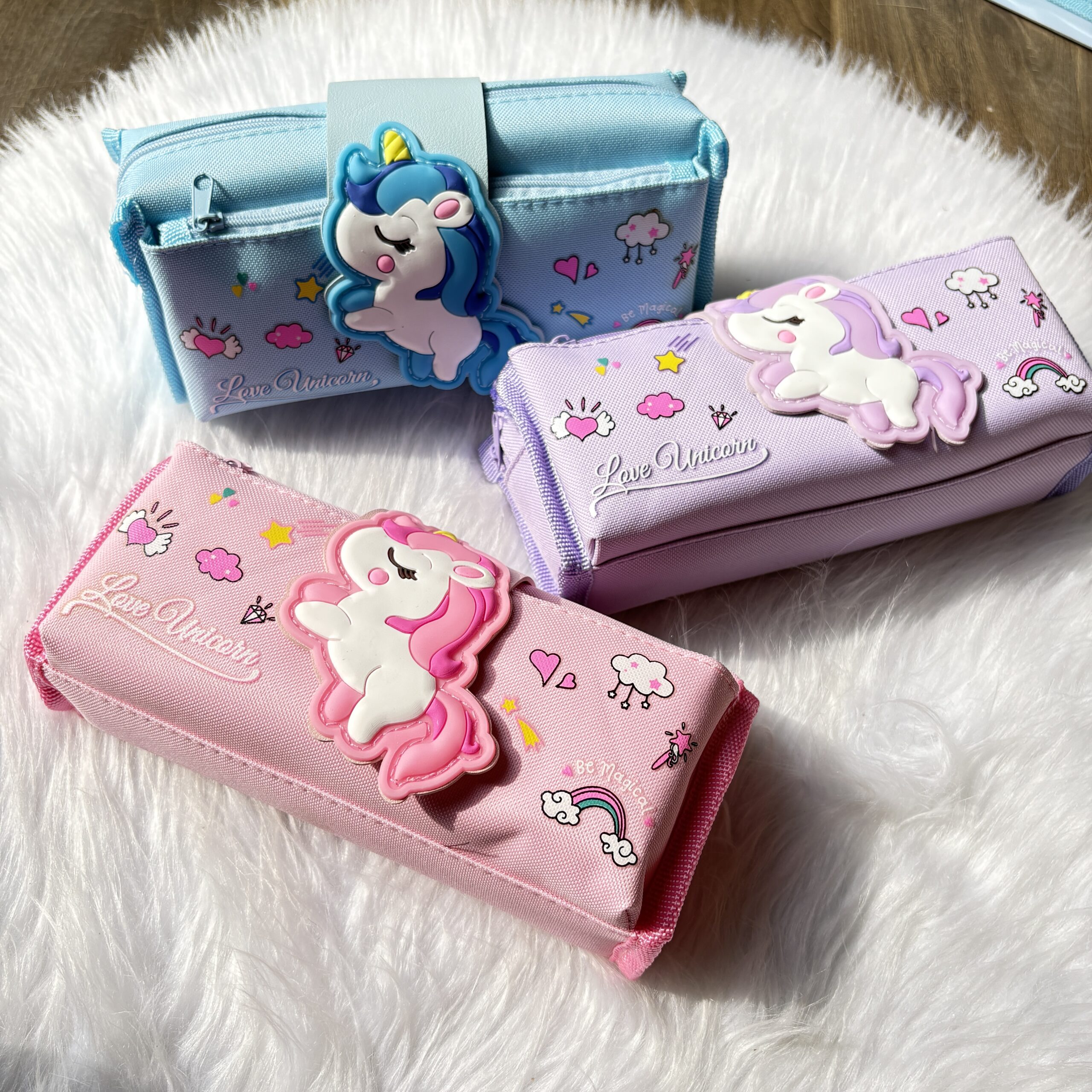 Unicorn Flap Pouch Letspropstore